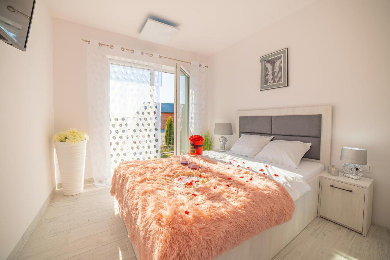 Apartamenty Scarlet Ujście-Darłowskie Eksteriør billede